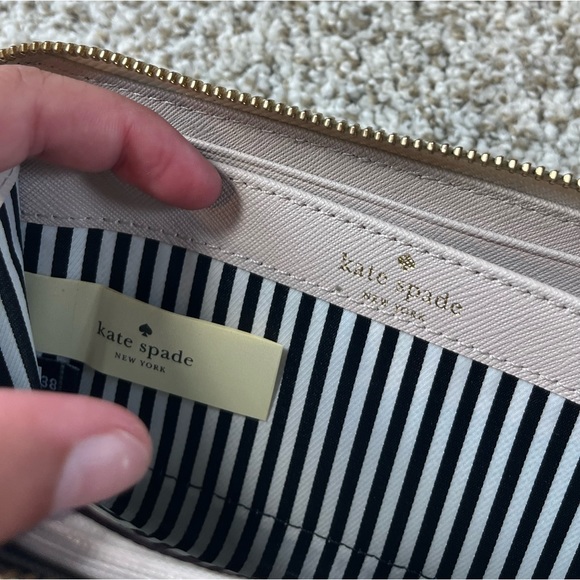 Kate Spade New York | Cement & Tusk Cameron Street Lacey Leather Wallet - Picture 7 of 13
